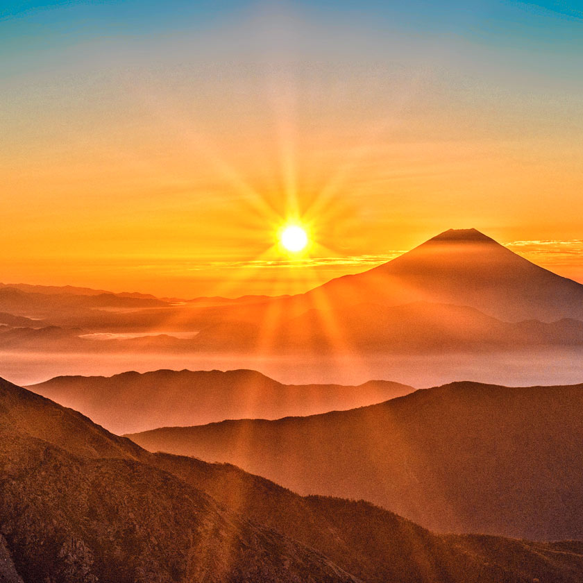 Listening to Gyokushodo Jinko Yomei