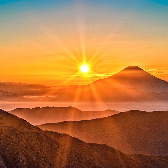 Listening to Gyokushodo Jinko Yomei