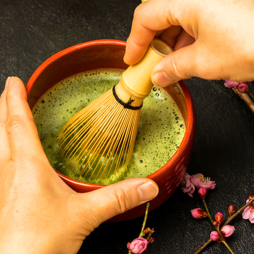 Listening to Okuno Seimeido Rikyū Tea