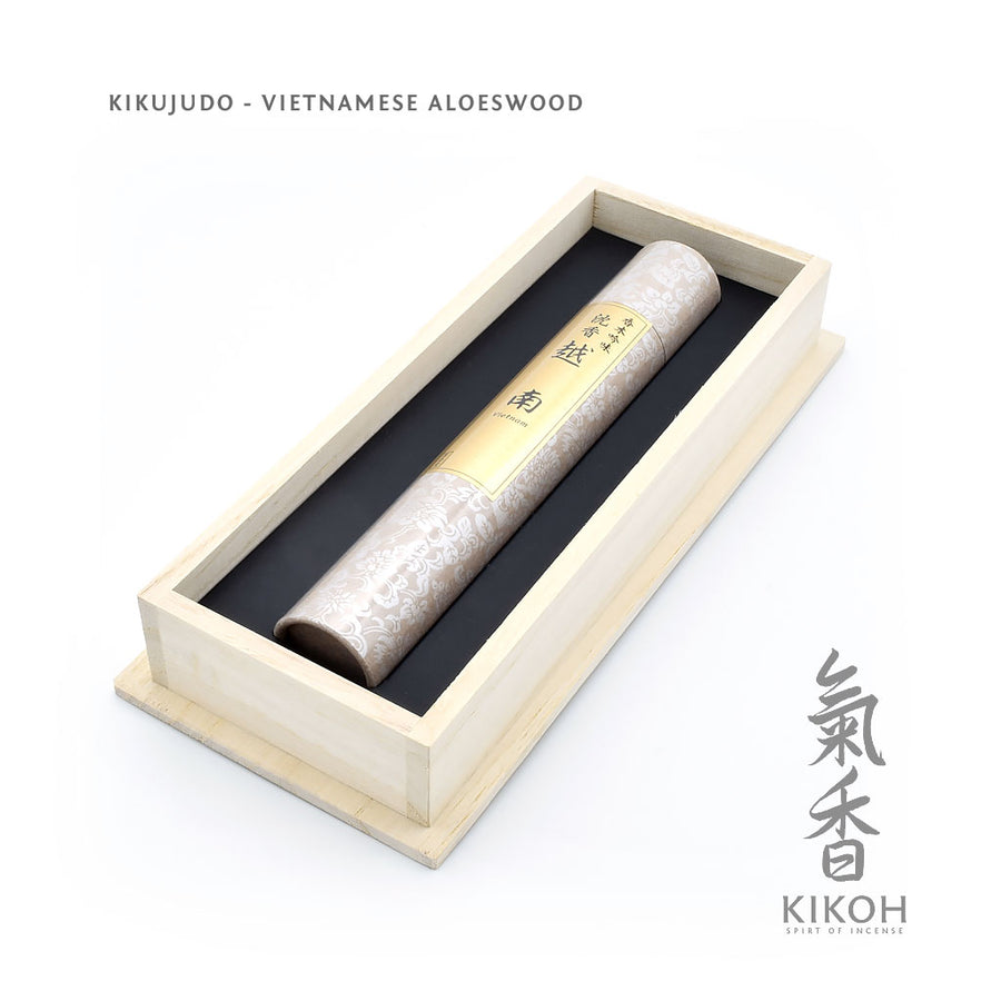 Kikujudo Koboku Ginmi Vietnamese Aloeswood Incense